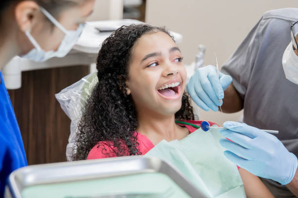 Best Emergency Dentist for Lost Fillings or Crowns in Oakwood, IL